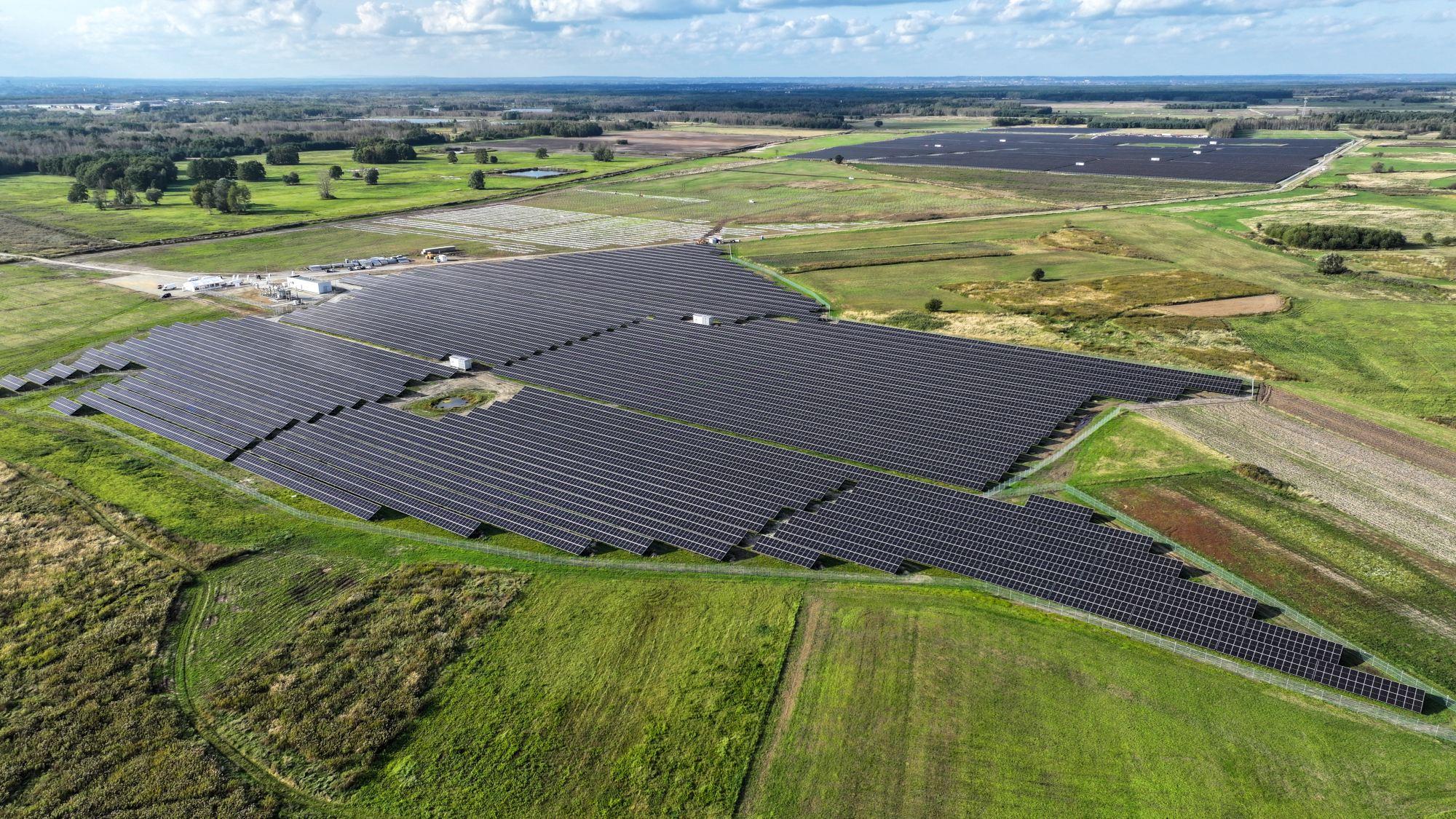 SOLARTECH ukończył I etap budowy farmy PV Jeziórko. Jej docelowa moc wyniesie ok. 220 MW